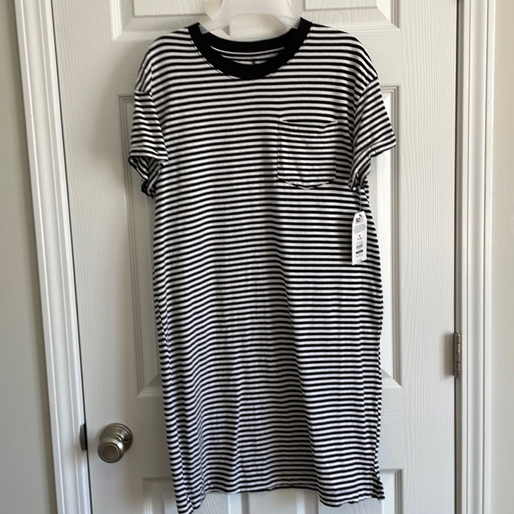 Time and Tru Black and White Striped T-Shirt Dress